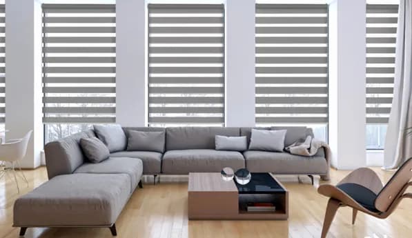 Jak wybrać karnisz do dwóch okien obok siebie, aby uniknąć błędów