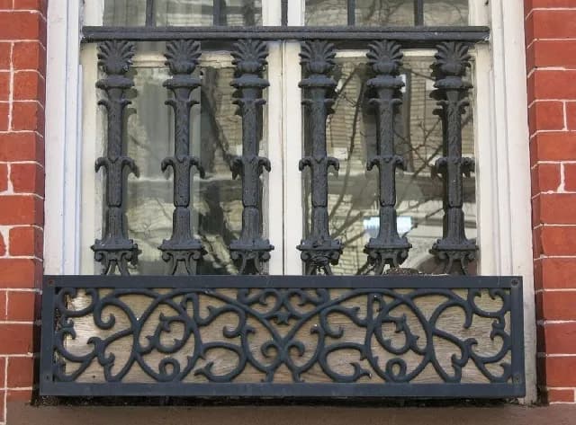 Jak zamontować kraty w oknach - uniknij najczęstszych błędów