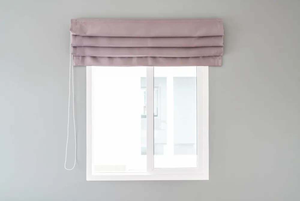 Jak uszyć rolety rzymskie - proste kroki, które musisz znać