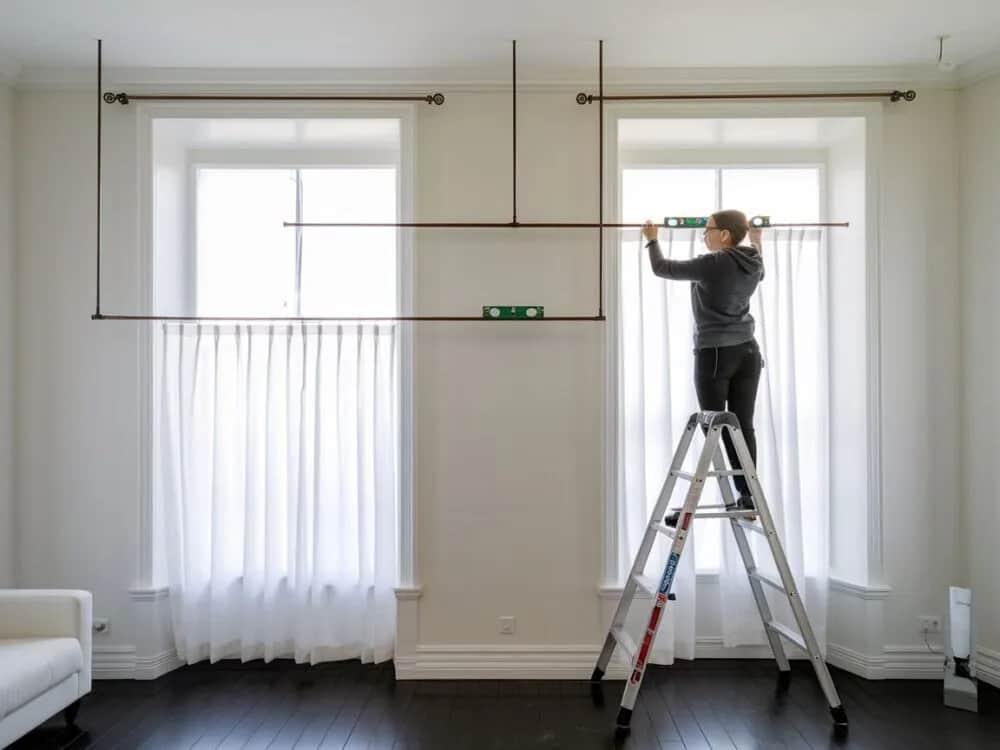 Jak zamontować karnisz ścienny - uniknij najczęstszych błędów
