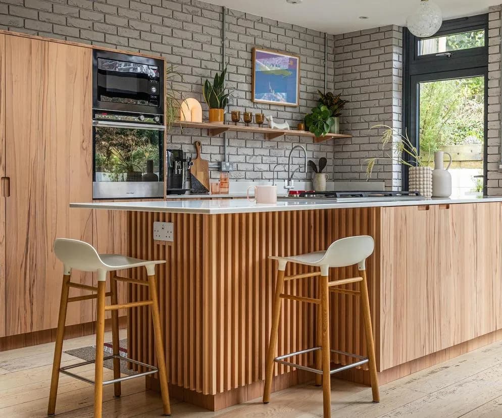 Jakie kolory ścian do kuchni calvados, aby uniknąć błędów?